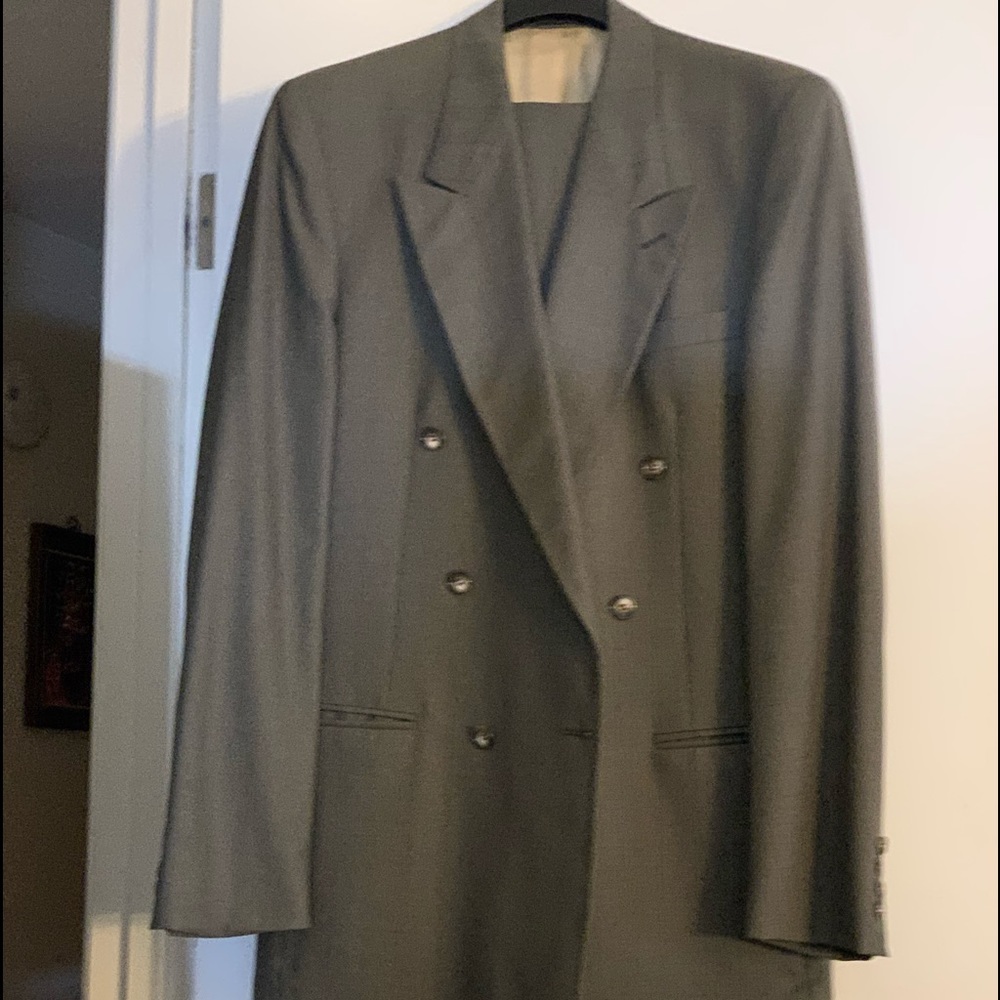 Men’s Two Piece Designer suit NWOT